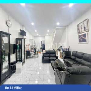 Chandra Rumah Ukuran 5X20m Hadap Selatan di Jelambar , tersedia melalui melalui situs Rumah123