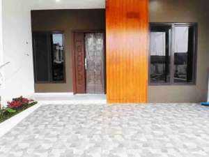 Cluster termewah 2lantai di jatiwarna lokasi pinggir jalan raya utama jatiwarna 5menit ke tol Jatiwarna , tersedia melalui melalui situs Olx