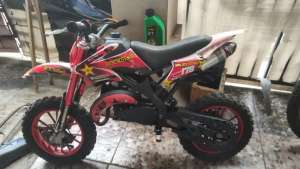 Jual bekas cross mini anak,lokasi di Pasar Kemis