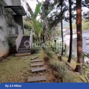 Dago Resor - Dijual Rumah Downslope 2 Lantai di Resor Dago Pakar, Bandung Utara , tersedia melalui melalui situs Rumah123