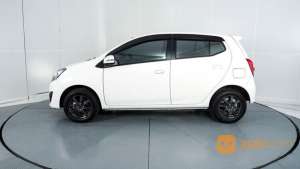 Jual bekas Daihatsu Ayla 1.0 X AT 2021 Putih,lokasi di Kota Denpasar