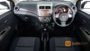 Jual bekas Daihatsu Ayla 1.0 X MT 2014 Silver,lokasi di Kota Bekasi