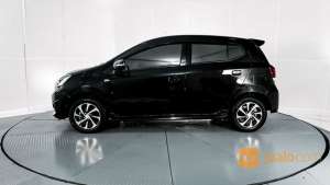 Jual bekas Daihatsu Ayla 1.2 R MT 2019 Hitam,lokasi di Kota Semarang