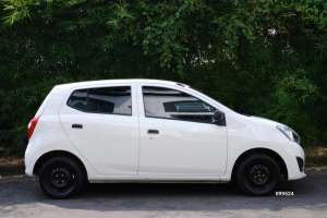 Jual bekas DAIHATSU AYLA D 1.0 MT 2022 PUTIH,lokasi di Jawa Barat