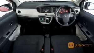 Jual bekas Daihatsu Sigra 1.2 R Deluxe MT 2017 Merah,lokasi di Kota Bekasi