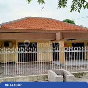 Dharmahusada Utara, tanah bonus bangunan , tersedia melalui melalui situs Rumah123