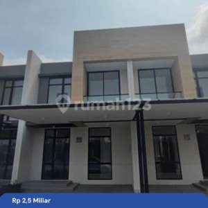 Di Jua Bul Rumah Pasir Putih Pik 2. , tersedia melalui melalui situs Rumah123