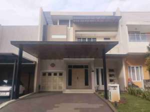 Di jual Cepat rumah Full furnished lengkap dengan dan rapi siap huni , tersedia melalui melalui situs Olx