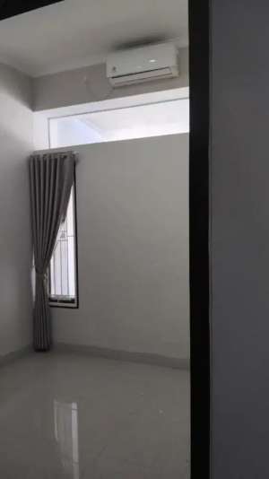 Di JUAL RUGI RUMAH LANTAI 3 lokasi di Adi sucipto recidence blok C4 jl. Adi sucipto  ampenan kota mataram, tersedia melalui melalui situs Olx