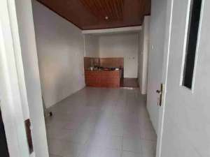 DI JUAL RUMAH 2 kamar tidur lokasi aman dan strategis , tersedia melalui melalui situs Olx