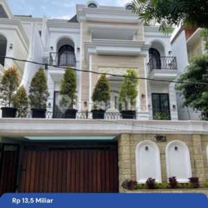 Di Jual Rumah Baru Mewah Dingkapi Denga Kolam Renang Rumah Mewah Deket Ke Toll Citos Selangkah K Perkantoran Tn Simatupang Deket Dengan Ases Toll Krukut Tinggal Bawa Koper Aja Aman Nyaman Dan Bebas Bnjit , tersedia melalui melalui situs Rumah123