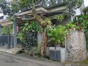 DI JUAL RUMAH DI VILA DAGO PAMULANG , tersedia melalui melalui situs Olx