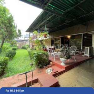 Di Jual Rumah Kebayoran Baru Cantik dan Asri , tersedia melalui melalui situs Rumah123