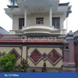 Di Jual Rumah Kondisi Bagus Lokasi Startegis Di Gianyar Kota Bali , tersedia melalui melalui situs Rumah123