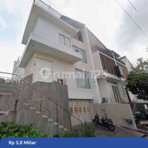 Di Jual Rumah Mewah di Laksamana Renon 317V , tersedia melalui melalui situs Rumah123