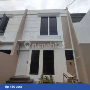 Di Jual Rumah Murah Meriah Pramuka Sari 5 Menit Halte Busway , tersedia melalui melalui situs Rumah123
