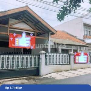 Di Jual Rumah Strategis Cipete Jakarta Selatan , tersedia melalui melalui situs Rumah123