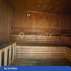 Dijual Apartemen District 8 Senopati 21 BR Size 153 Sqm Furnish Certificate Termurah 9,6 Miliar Nett Sebelum Terjual - Whatsapp 0813xxxxxxxx , tersedia melalui melalui situs Rumah123