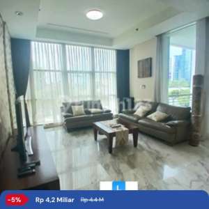 Dijual Apartemen The Peak Sudirman 3 Bedroom Size 159m2 With Balcony, Private Lift, Furnish , tersedia melalui melalui situs Rumah123