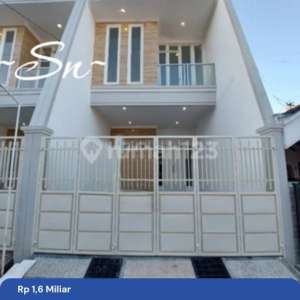DIJUALCEEEPAT RUMAH BARU 2 LANTAI MULYOSARI , tersedia melalui melalui situs Rumah123