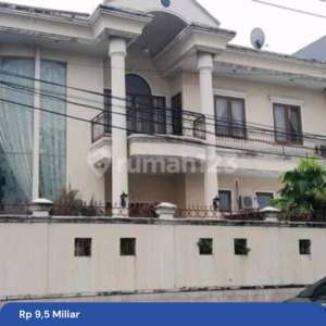 Dijual CepatButuh Uang Cepat -Rumah Mewah Di Hook di Jakarta , tersedia melalui melalui situs Rumah123