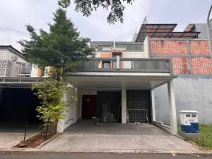 DIJUALCEPATRumah Sutera Victoria Alam Sutera , tersedia melalui melalui situs Olx