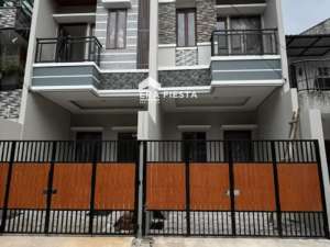 Dijual Cepat Rumah 4 Lantai di Mandala Barat Tomang Jakarta Barat , tersedia melalui melalui situs Olx