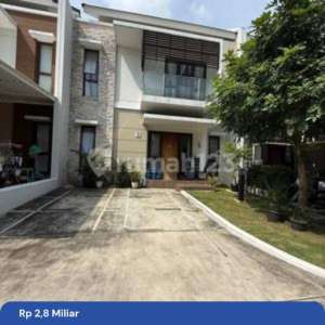 Dijual Cepat Rumah Bagus Cluster Burgundy Sumarecon Bekasi , tersedia melalui melalui situs Rumah123