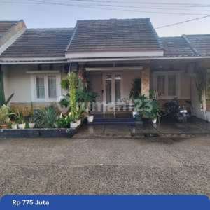 Dijual Cepat Rumah di Kemang Raya Cilodong Depok Jawa Barat , tersedia melalui melalui situs Rumah123