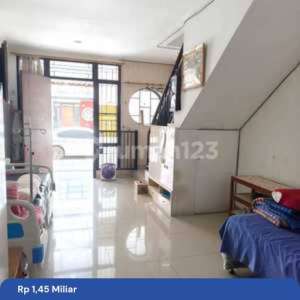 Dijual Cepat Rumah East Asia 4X15 Green Lake City Glc , tersedia melalui melalui situs Rumah123