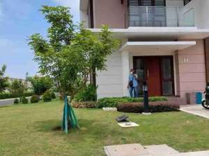 dijual cepat rumah hook burgundy summarecon bekasi , tersedia melalui melalui situs Olx