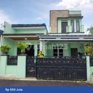 Dijual Cepat Rumah Mewah 2 Lantai Harga Nego Hook Cibinong Bogor , tersedia melalui melalui situs Rumah123