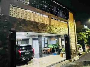 Dijual Cepat Rumah Mewah Cijantung Kalisari Jakarta Timur , tersedia melalui melalui situs Olx