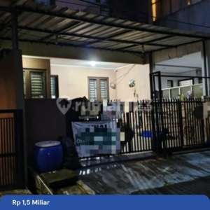 Dijual Cepat Rumah Regensi Melati Mas , tersedia melalui melalui situs Rumah123