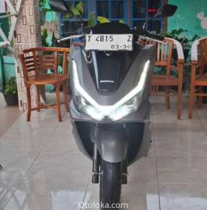 Jual bekas Dijual Honda PCX 160 CBS Terbaru, tahun 2025,lokasi di Subang
