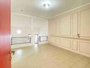 dijual Komolek antapani Regency ke peped , tersedia melalui melalui situs Olx