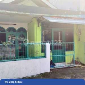Dijual Murah Dan Cepat Rumah 2 Lantai Murah Di Jl. Kirai, Cipete UtaraKebayoran Baru, Jakarta Selatan di Bawah Harga Pasaran , tersedia melalui melalui situs Rumah123