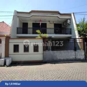 Dijual Rumah 2Lt Bagus Terawat di Lebak Arum Surabaya , tersedia melalui melalui situs Rumah123
