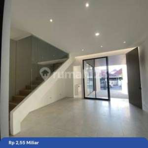 Dijual Rumah 2lt Gress Manyar Tirtoasri Surabaya Kota , tersedia melalui melalui situs Rumah123