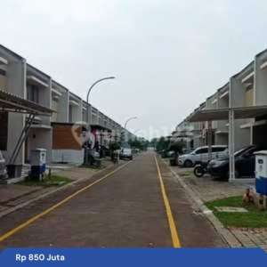 Dijual Rumah 2lt Siap Huni Furnished Harga Bu , tersedia melalui melalui situs Rumah123