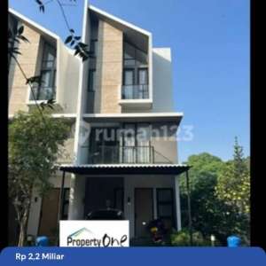 Dijual Rumah 3 Lantai Bagus , tersedia melalui melalui situs Rumah123