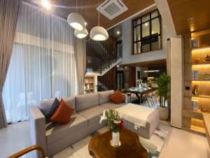 Dijual Rumah 4 Lantai Ada Lift Harga Affordable Daerah Wijaya , tersedia melalui melalui situs Olx