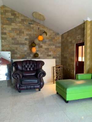 Dijual Rumah Bagus Siap Huni di Bintaro Sektor 5 , tersedia melalui melalui situs Olx