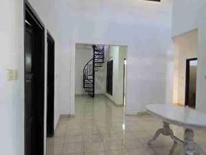 Dijual Rumah Bagus Siap Pakai Lokasi Cluster Colomadu Solo, Jalan Perumahan Lebar. Lingkungan Aman Dan Nyaman. , tersedia melalui melalui situs Olx