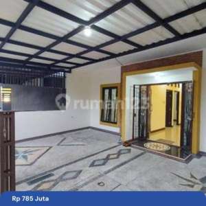 Dijual Rumah Bagus Terawat Siap Huni Dapur Luas 1,5 Lantai Full Teralis di Taman Kopo Katapang , tersedia melalui melalui situs Rumah123