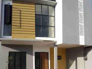 Dijual Rumah Baru 2 Lantai Mewah Murah Strategis Dekat Giant Syah R Kota Bekasi , tersedia melalui melalui situs Olx