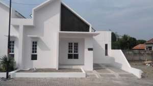 Dijual Rumah Baru Bagus Siap Huni Harga Murah Dekat RSI Klaten , tersedia melalui melalui situs Olx