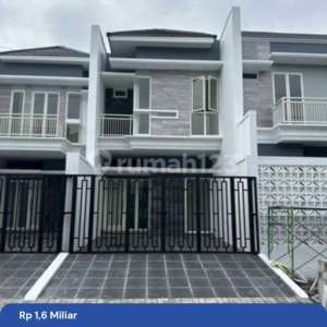 Dijual Rumah Baru Murah 2 Lantai Lokasi Jemursari Dekat Dengan Kampus Ubaya , tersedia melalui melalui situs Rumah123