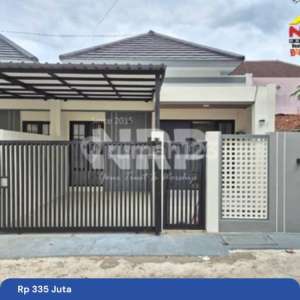 Dijual Rumah Baru Siap Huni Terletak di Pusat Kota Banyuwangi , tersedia melalui melalui situs Rumah123