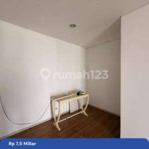 Dijual Rumah bisa untuk Perkantoran Daerah Cilandak Jakarta Selatan , tersedia melalui melalui situs Rumah123